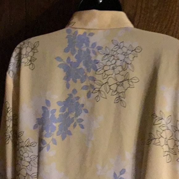 Emma&James 100%polyester long sleeves shirt s 16W - Picture 4 of 4